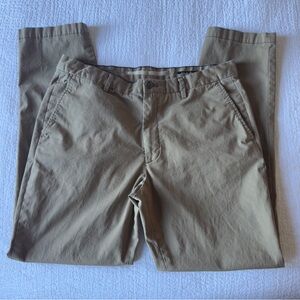 Banana Republic Slim Fit Lived-In Chinos